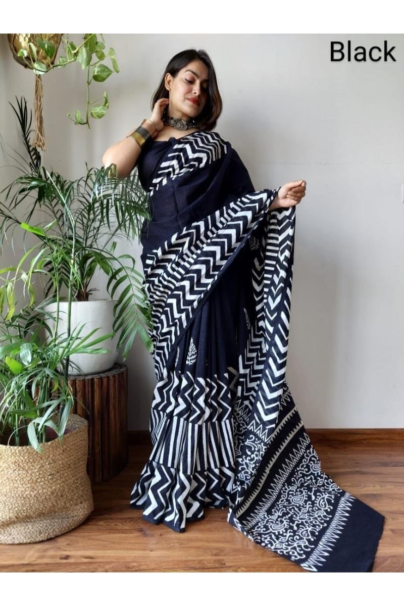 Bagru Cotton Sarees - Black And White Soft Feel (Front View) | BagruPrintCrafts