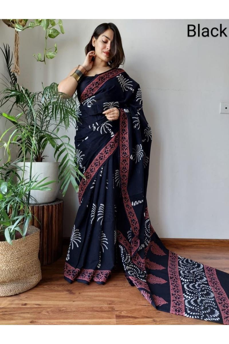 Cotton Hand Block Print Saree - Black And White (Front View) | BagruPrintCrafts