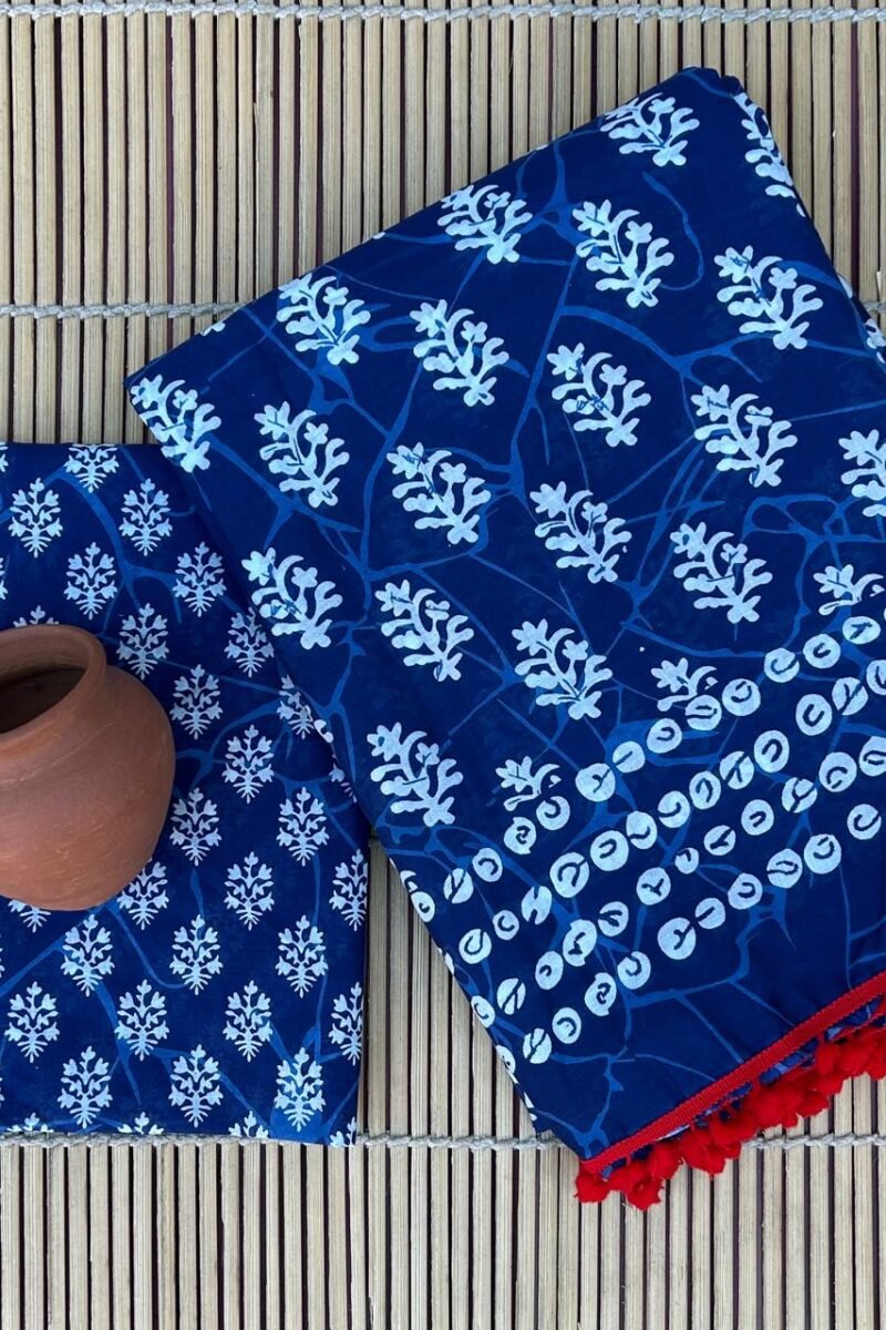 Malmal Cotton Sarees - Indigo Floral Print Pompom Lace (Front View) | BagruPrintCrafts